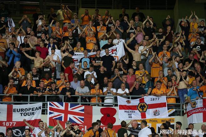 伍兹安排了 伍兹安排了