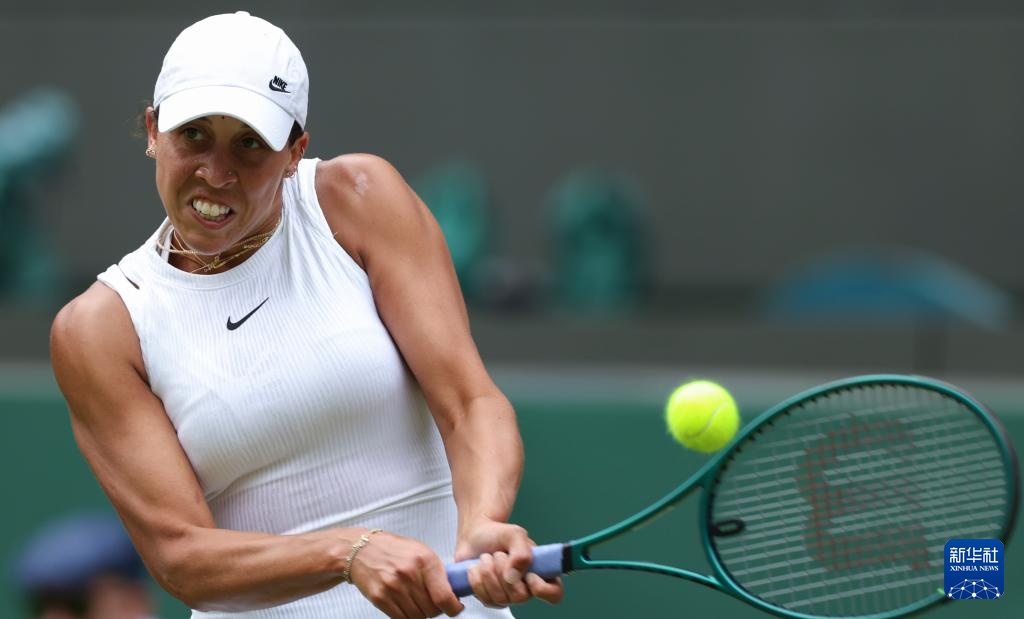 员表现或比 员表现或比