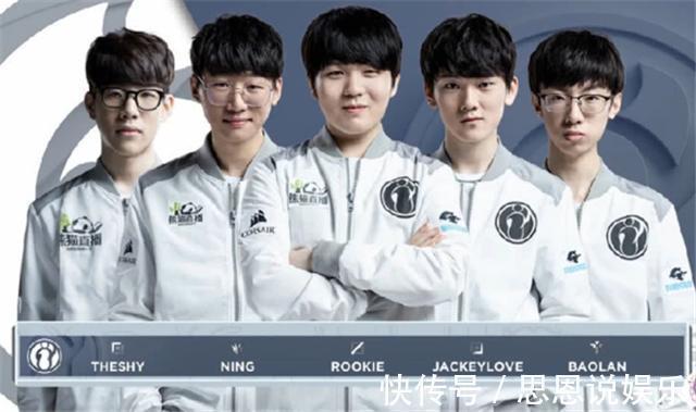 国队在进攻 国队在进攻